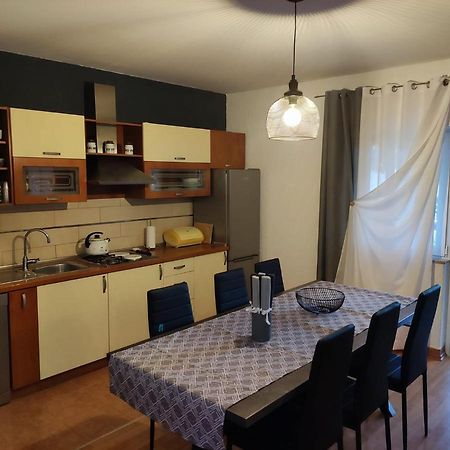 Apartment Cengo Kastela Luaran gambar