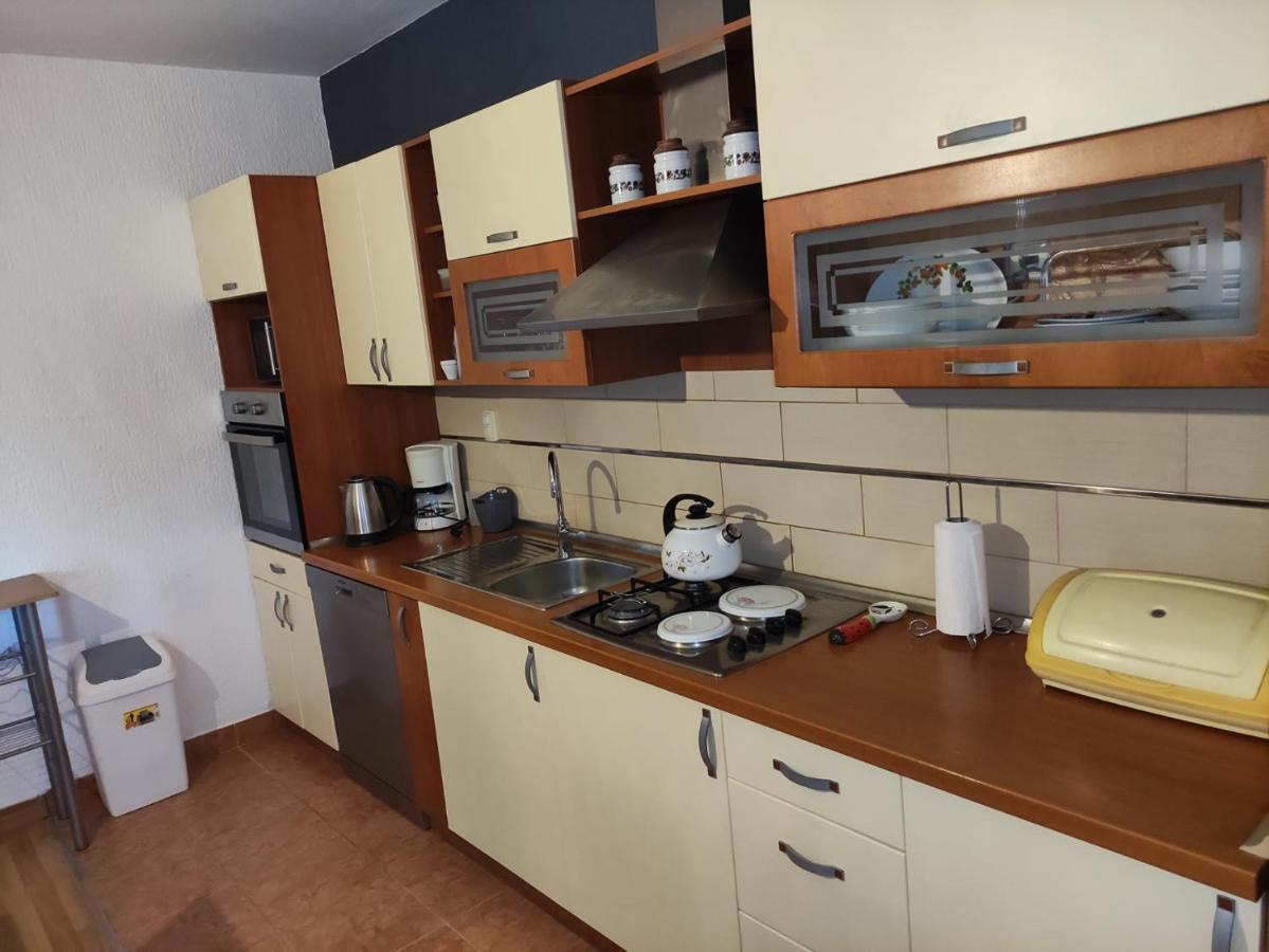 Apartment Cengo Kastela Luaran gambar